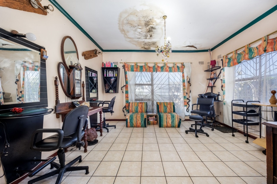 2 Bedroom Property for Sale in Austinville Western Cape